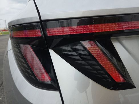 Used 2023 Hyundai Tucson SEL w/ Convenience Package image 12