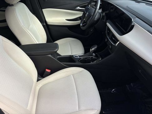 Certified 2024 Buick Encore GX Preferred w/ Comfort Package image 34