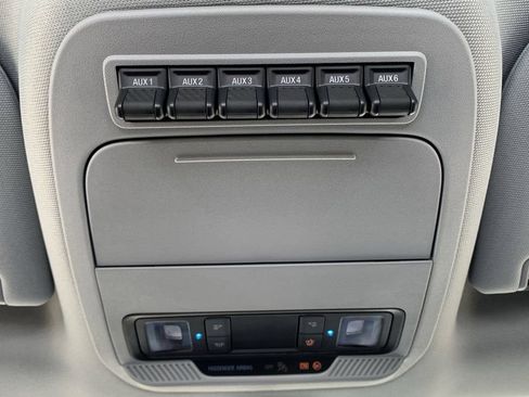 New 2025 Ford F350 XL w/ XL Chrome Package RWD image 55