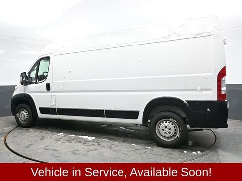 Used 2025 RAM ProMaster 2500 w/ Convenience Group image 4