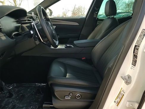 Certified 2024 Maserati Grecale GT image 21