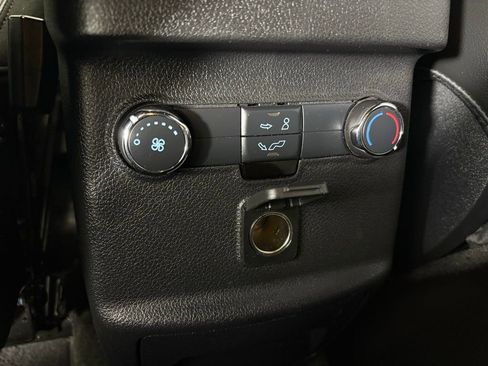 Used 2017 Ford Explorer XLT w/ Equipment Group 202A image 66