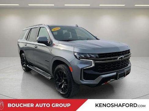 Used 2022 Chevrolet Tahoe Z71 w/ Luxury Package image 3