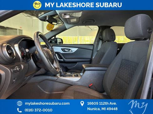 Used 2021 Chevrolet Blazer LT w/ Redline Edition AWD/4WD image 9