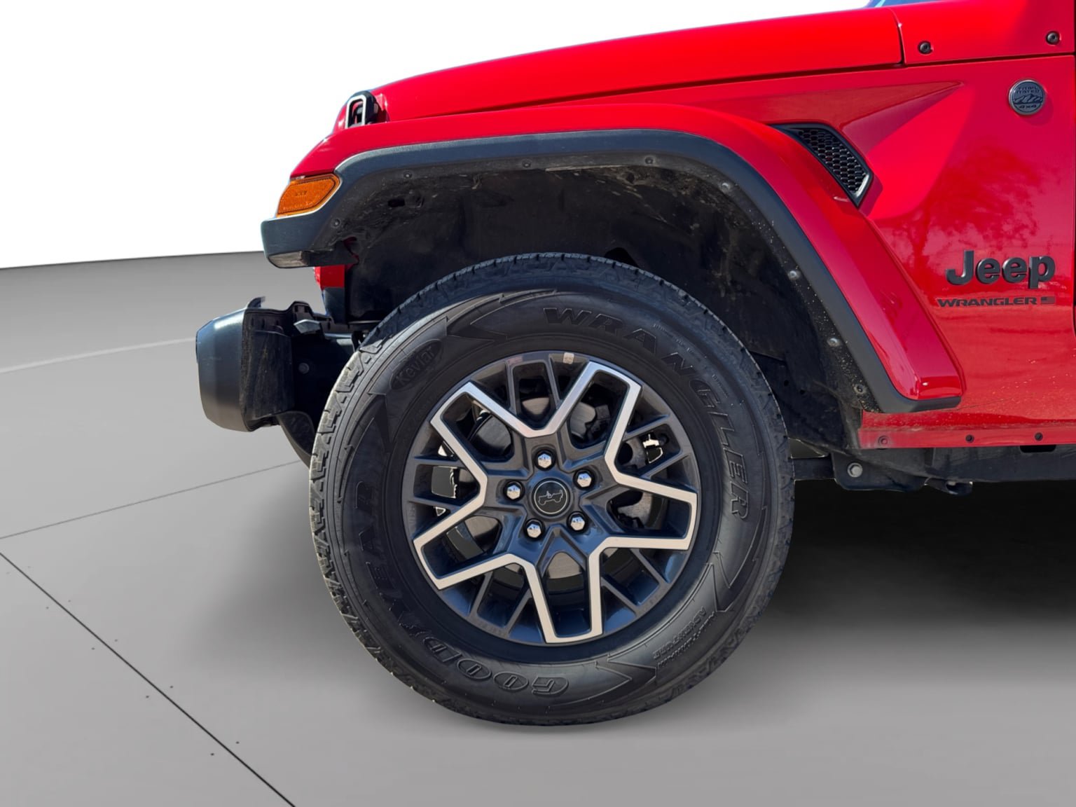 Used 2025 Jeep Wrangler Unlimited Sahara AWD/4WD image 9