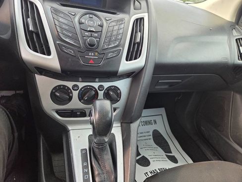 Used 2013 Ford Focus SE image 10