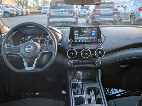 Used 2024 Nissan Sentra SV image 19