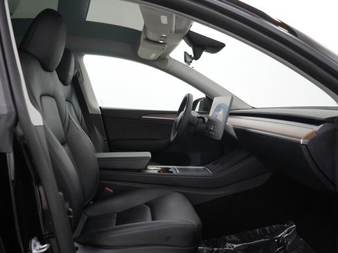 Used 2023 Tesla Model Y Long Range AWD/4WD image 13