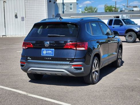 Certified 2023 Volkswagen Taos SE w/ Panoramic Sunroof Package AWD/4WD image 7