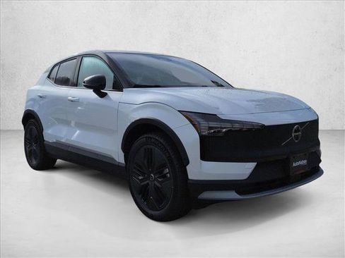 New 2026 Volvo EX30 Cross Country Ultra w/ Protection Package Premier AWD/4WD image 7