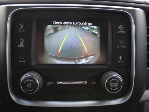 Used 2018 RAM 2500 Tradesman w/ Chrome Appearance Group image 28