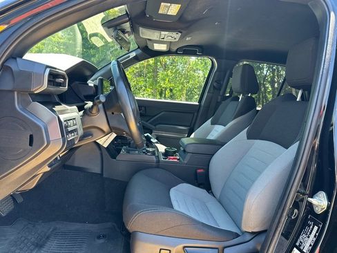 Used 2025 Toyota 4Runner TRD Off-Road AWD/4WD image 7