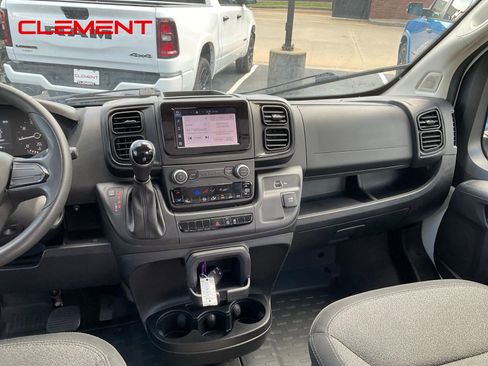 Used 2023 RAM ProMaster 2500 FWD image 12