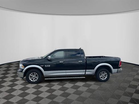 Used 2018 RAM 1500 Laramie w/ Convenience Group image 8