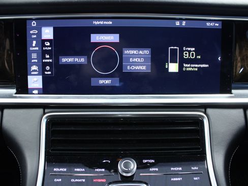 Used 2018 Porsche Panamera Turbo S image 22