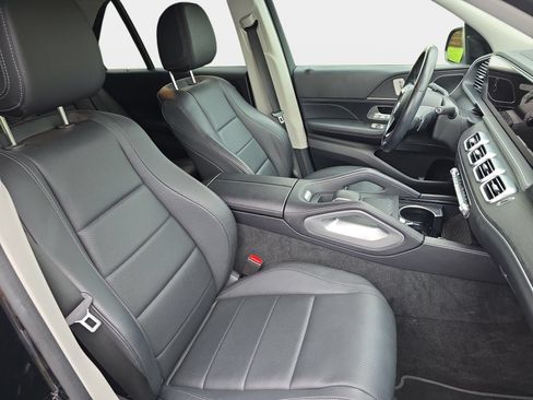 Used 2024 Mercedes-Benz GLE 350 4MATIC w/ AMG Line Exterior image 10