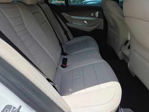 Used 2017 Mercedes-Benz E 300 image 17