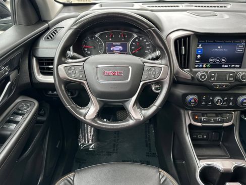 Certified 2022 GMC Terrain AT4 w/ Infotainment Package II AWD/4WD image 17