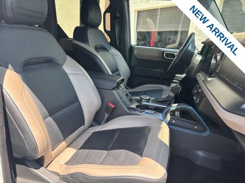 Used 2024 Ford Bronco Wildtrak AWD/4WD image 9