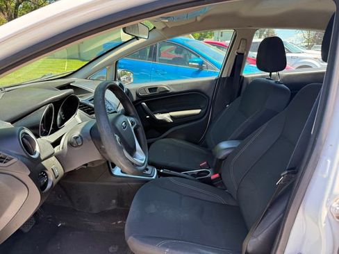 Used 2018 Ford Fiesta SE FWD image 7