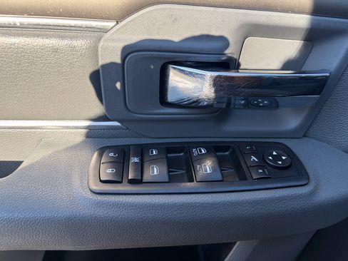 Used 2016 RAM 3500 Big Horn image 24