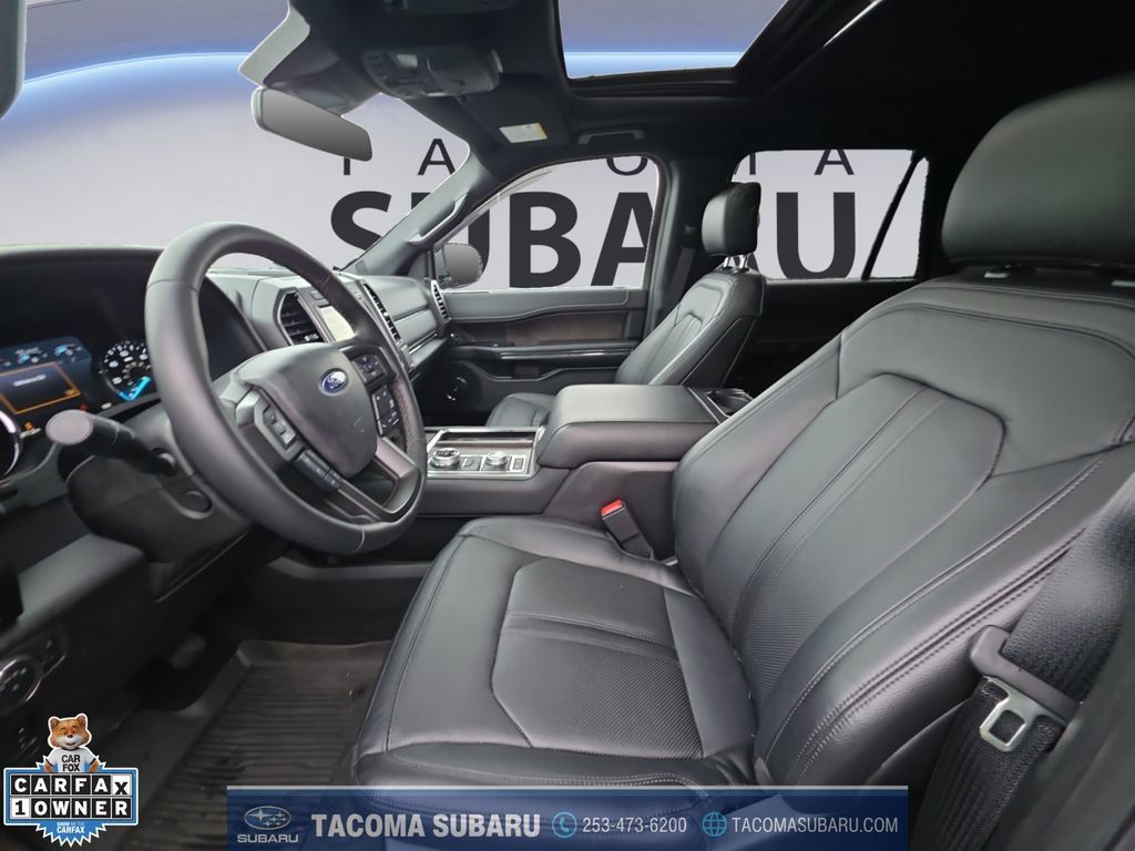 Used 2019 Ford Expedition Limited w/ Equipment Group 302A AWD/4WD image 10