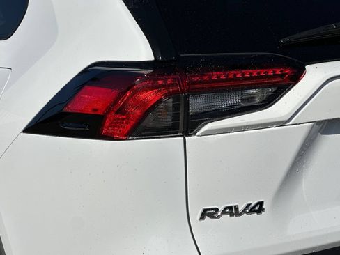 Certified 2024 Toyota RAV4 LE AWD/4WD image 27
