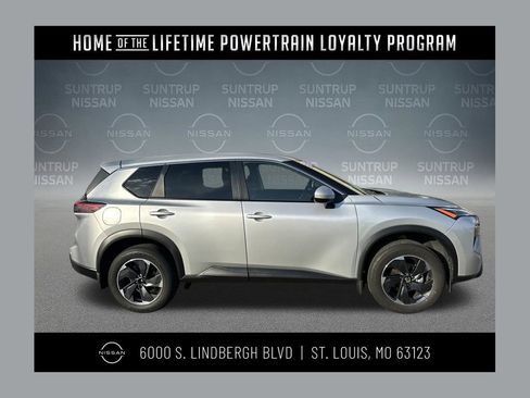 Used 2025 Nissan Rogue SV AWD/4WD image 1