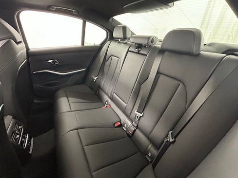 Used 2024 BMW 330i xDrive Sedan w/ Convenience Package image 33