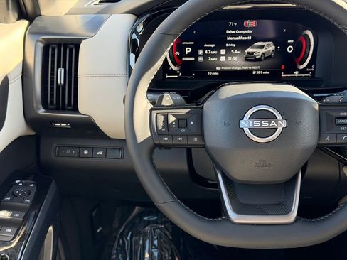 New 2026 Nissan Pathfinder SL image 22