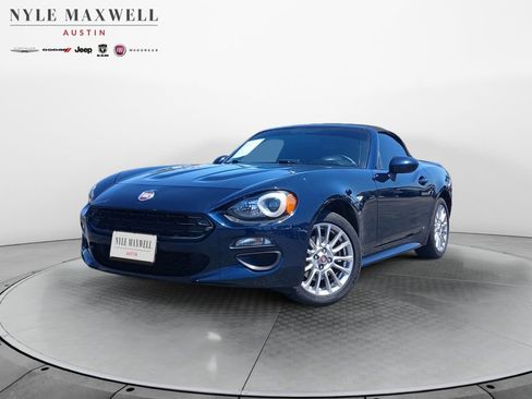 Used 2019 FIAT 124 Spider Classica w/ Technology Group RWD image 1