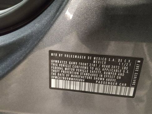 Used 2021 Volkswagen Jetta SE w/ SE Cold Weather Package FWD image 33