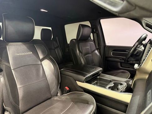 Used 2019 RAM 2500 Laramie image 29