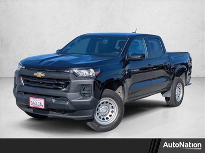Used 2024 Chevrolet Colorado W/T w/ Technology Package