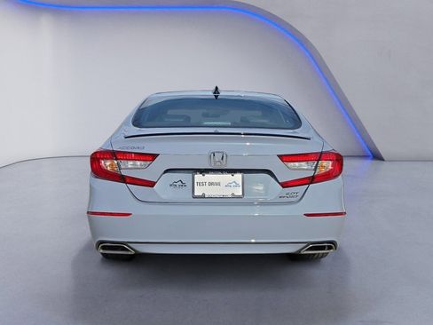 Used 2022 Honda Accord Sport image 4