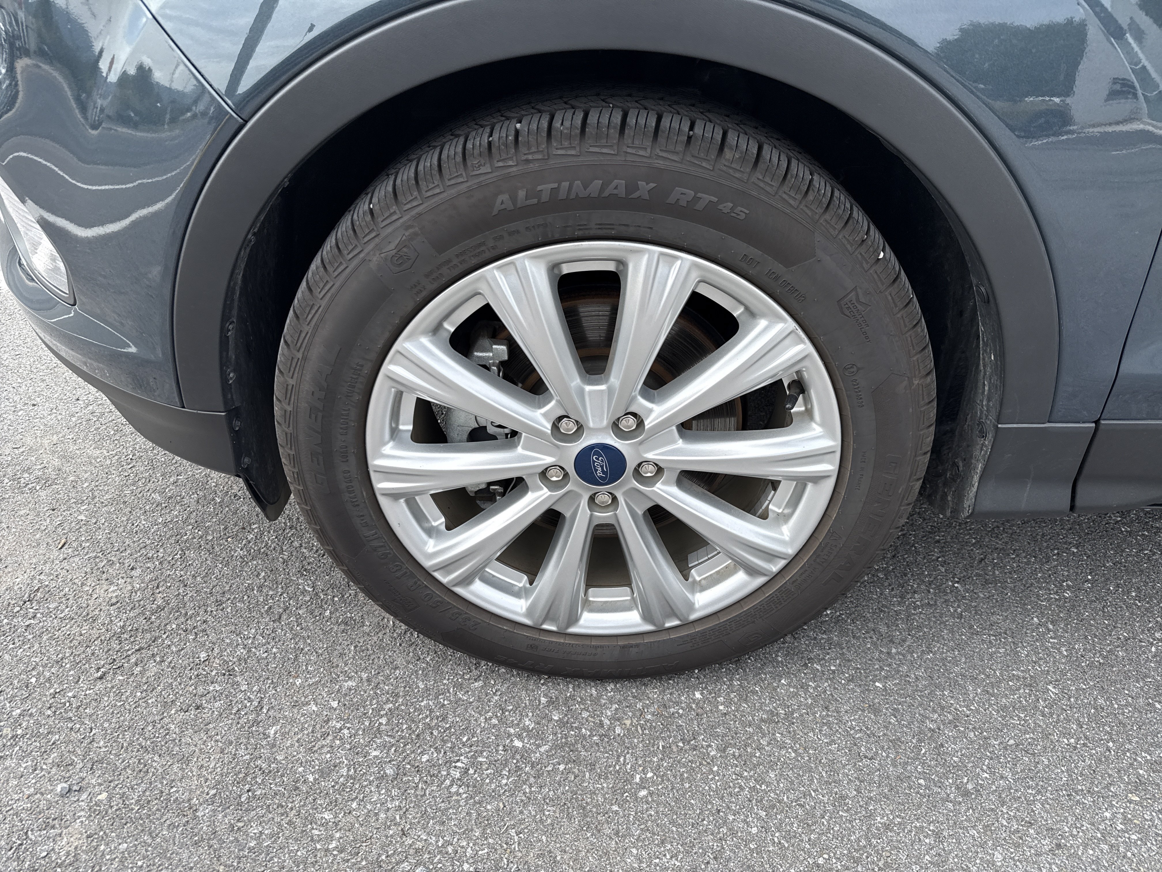 Used 2019 Ford Escape SEL AWD/4WD image 11