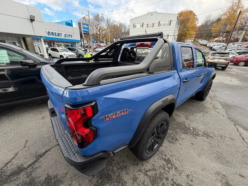 New 2025 Chevrolet Colorado Trail Boss w/ Midnight Edition image 4