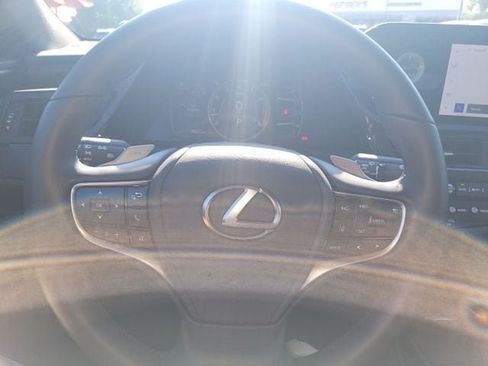 Certified 2025 Lexus ES 350 w/ Premium Package FWD image 26