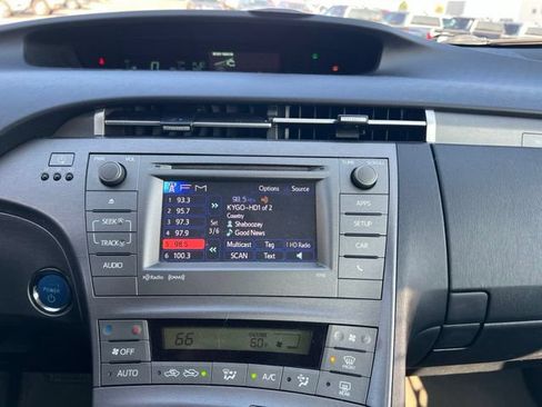 Used 2014 Toyota Prius Prime Plug-In Hybrid FWD image 18