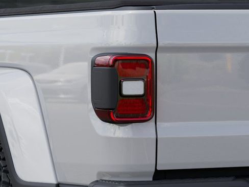 New 2025 Jeep Gladiator Willys image 9