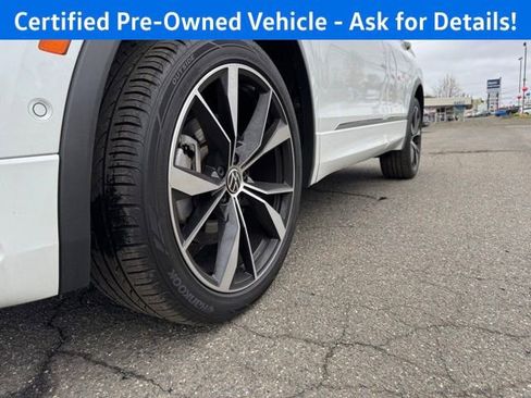 Used 2022 Volkswagen Tiguan SEL R-Line AWD/4WD image 27