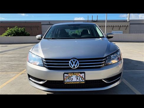 Used 2013 Volkswagen Passat 2.5 S image 2