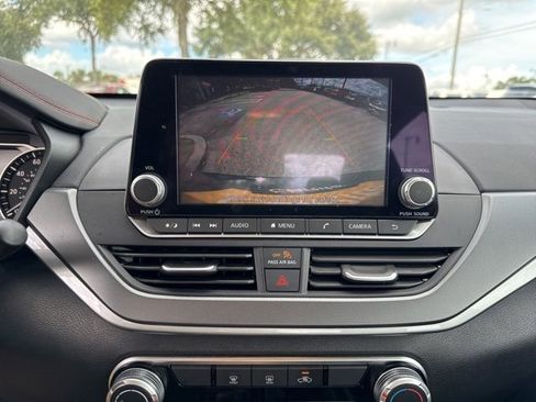 Used 2024 Nissan Altima 2.5 SR image 28