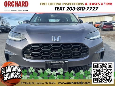 Used 2025 Honda HR-V LX image 8