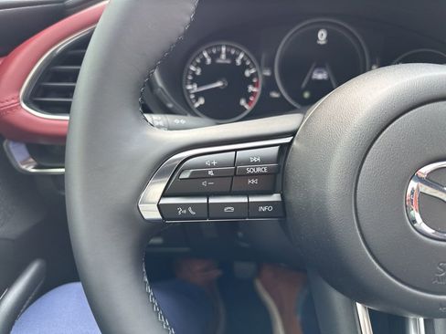 New 2026 MAZDA MAZDA3 2.5 S Hatchback w/ Premium Pkg image 32