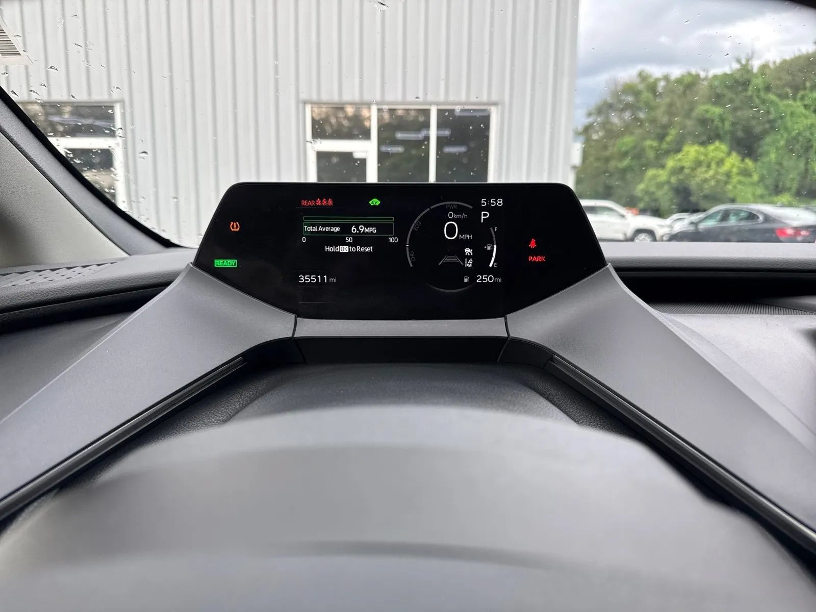Used 2025 Toyota Prius LE FWD image 18