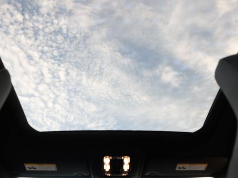 Used 2020 Mercedes-Benz CLA 250 image 29