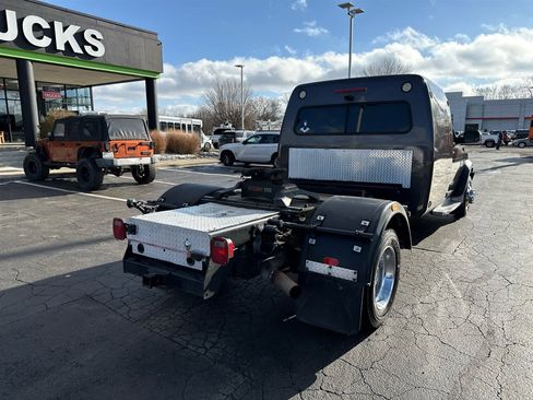 Used 2018 RAM 5500 Tradesman w/ Power & Remote Entry Group image 8