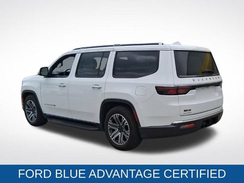 Used 2022 Jeep Wagoneer Series III AWD/4WD image 5