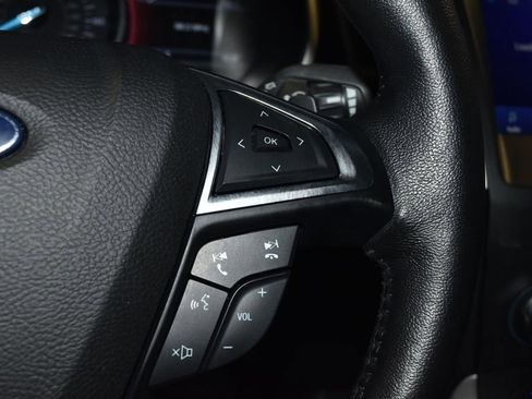 Used 2020 Ford Edge SEL w/ Convenience Package AWD/4WD image 9